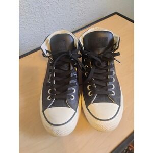 Converse All Star Shoes Black and White Size 7.0 In Nice Shape Clean Condition‎
